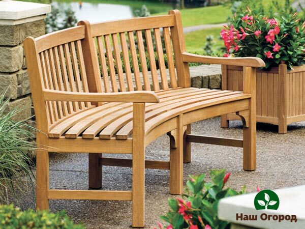 Garden bench from balau