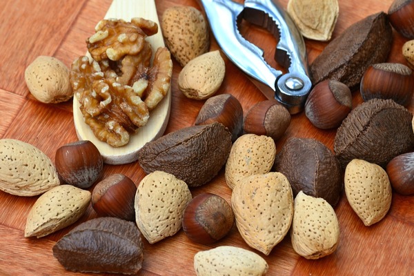 types of nuts