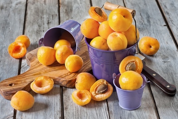 apricots