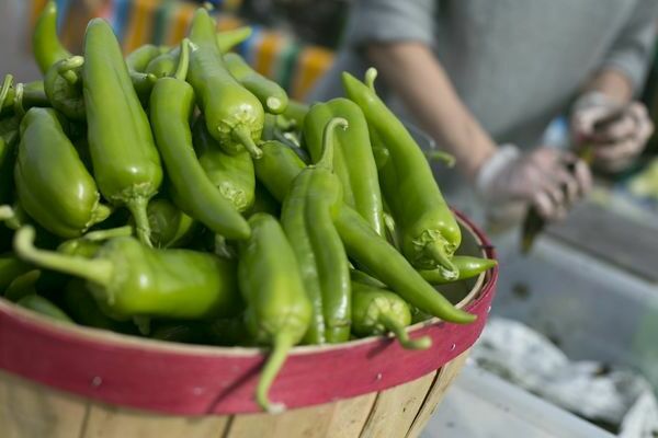 Green hot peppers