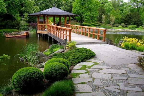 Japanese style + in landscape design