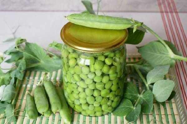 green peas photo