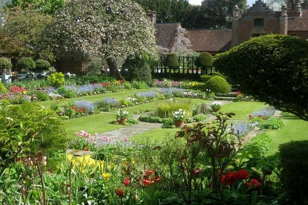 Dutch garden in landscape design