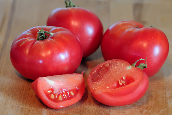 pink elephant tomato photo